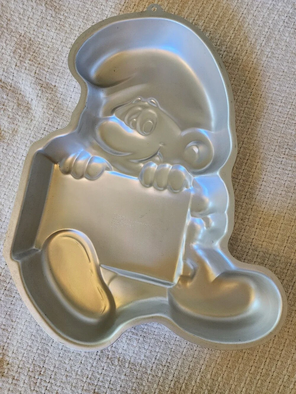 1983 Wilton Smurf Cake Pan